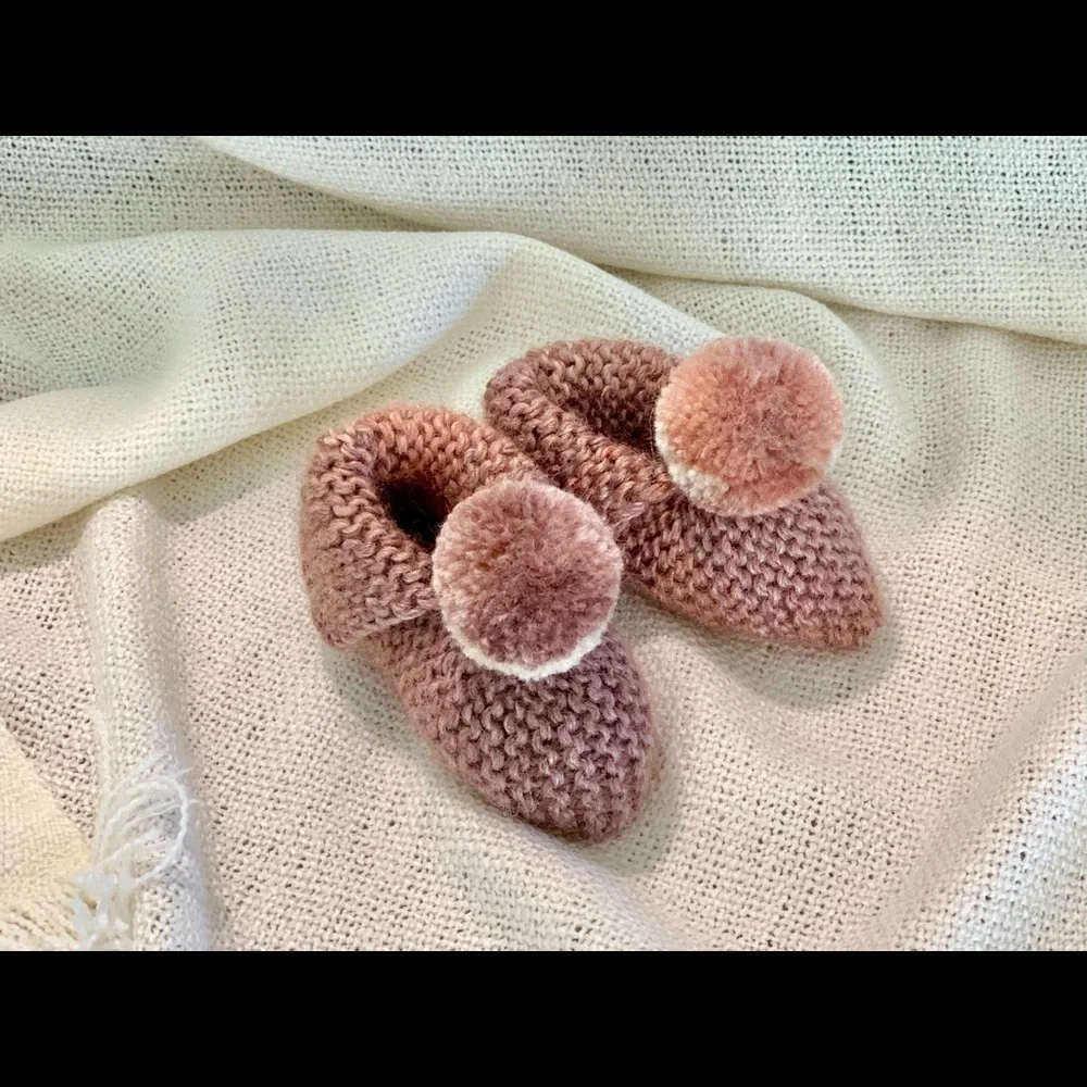 Baby Booties 0-3 months, Baby Shoes with Pompons, Newborn Socks Baby Sho…